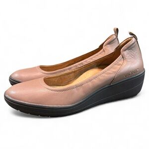 Vionic Jacey Brown Taupe Black Wedge Sole Shoes Sporty Slip-on